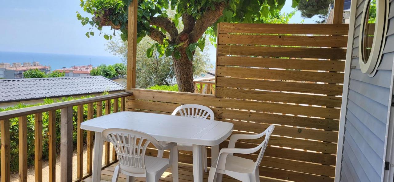 El Carlitos Hotel Arenys de Mar Ngoại thất bức ảnh